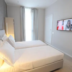 Hotel Cadorna Luxury, Milan