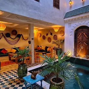  Alojamento de Acomodação e Pequeno-almoço Belikoss Pool & Marrocos